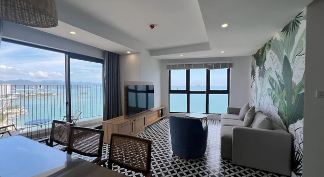 Апартаменты Executive с 3 комнатами с балконом и рядом с пляжем Apartment PHONGLIEM 1