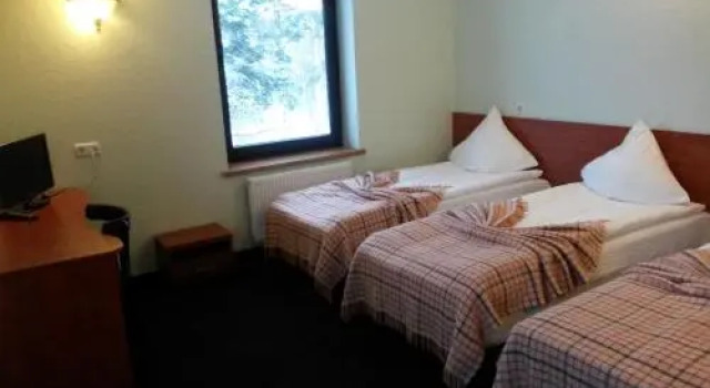 Svečių Namai ir Kavinė Oazė, Rezervovat Hotel Plunge 