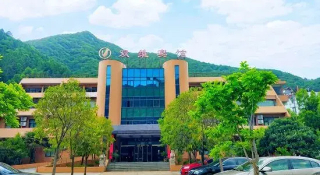 Shuangwei Hotel, Prenota Hotel Hotel a Shaanxi con parcheggio, Parcheggio