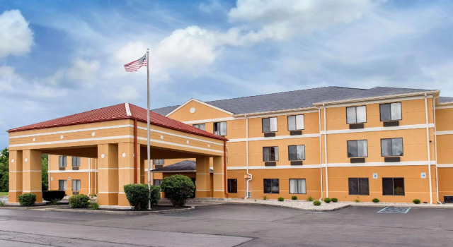 Кровать в общем номере Quality Inn & Suites Anderson I-69