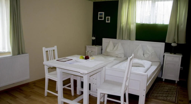 Pension Arkadenhof, Book Hotel Premstätten Region Graz