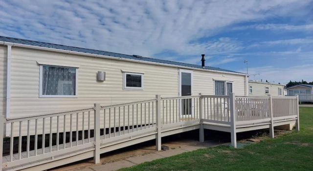 2 Bedroom Caravan in Hunstanton Dogs go Free, Забронировать Отель Отели Англии 3 звезды, 3*