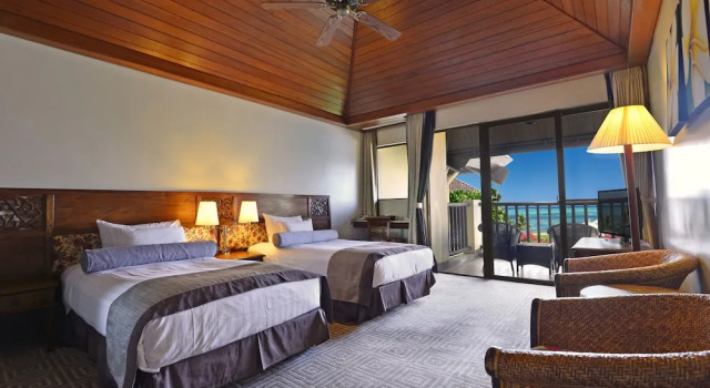 Номер Deluxe с балконом и с видом на океан Aqua Resort Club Saipan