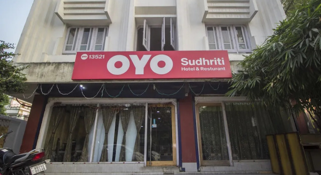 OYO 13521 Sudhriti Hotel, Prenota Hotel Siliguri West Bengal