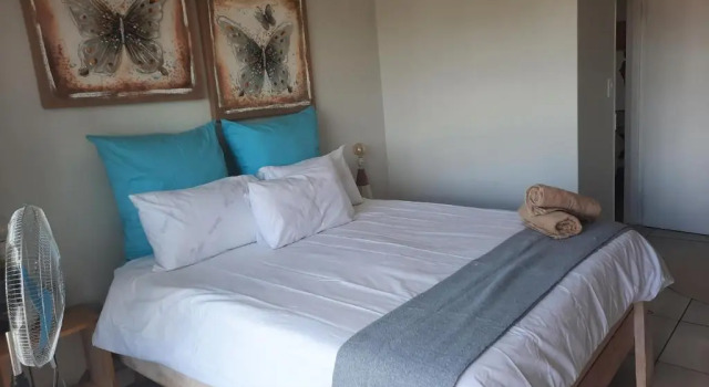 The Blyde Crystal Clear Lagoon 2 bedroom penthouse, Забронировать Отель Отели Tshwane с бассейном, Бассейн