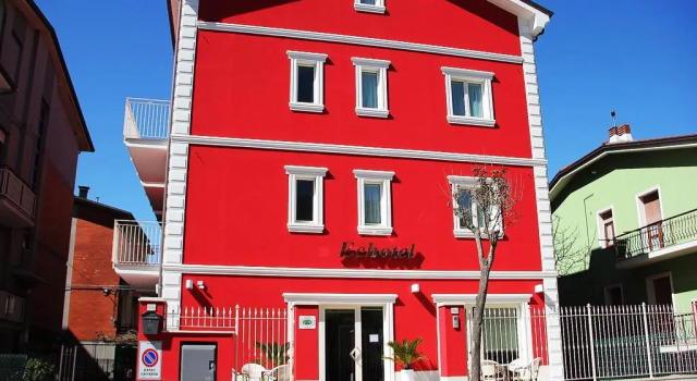 Echotel, Rezerwuj Hotel Porto Recanati 