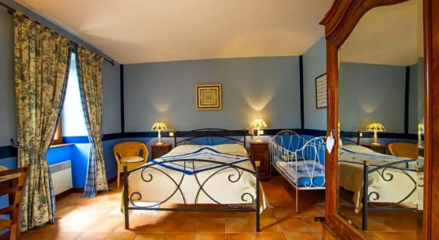 Chez annie et jean michel Bagatelle chambres d hôtes, Buchen Sie Hotel Châteauneuf 