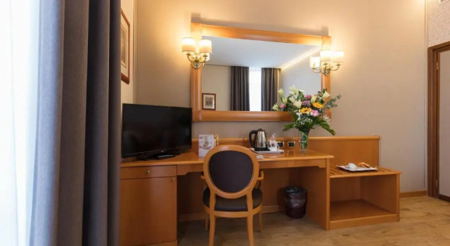 Трёхместный номер Comfort Hotel Concord