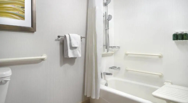 Номер Standard Courtyard Greenville Haywood Mall