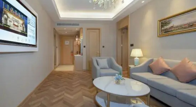 Люкс Vienna Hotel (Zhangbei Tianbao Plaza)