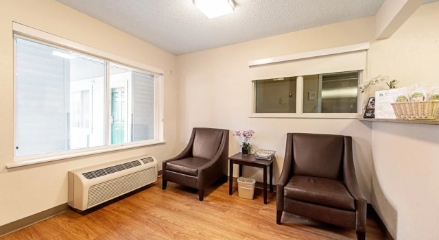 Crossland Economy Studios - Tacoma - Puyallup, Prenota Hotel Puyallup 