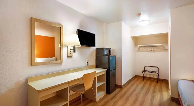 Номер Classic Motel 6-Youngtown, AZ - Phoenix - Sun City