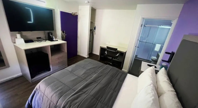 Номер Standard The Aqua Pacific Hotel