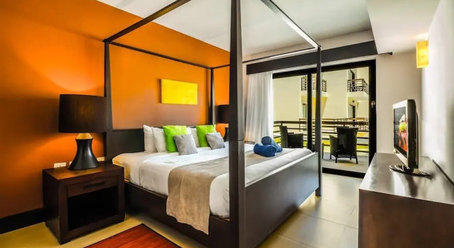 Beachfront Condo by Mamitas Beach, Prenota Residence Hotel a Quintana Roo con piscina, Piscina