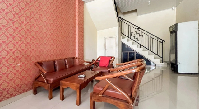 RedDoorz Syariah @ Diva Residen Kasturi 1, Book Hotel Hoteller i Jambi med parkering, Parkering