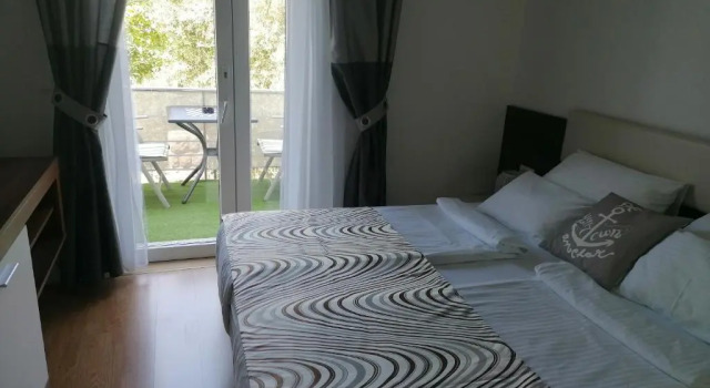 Студия с балконом Apartments Ljubica