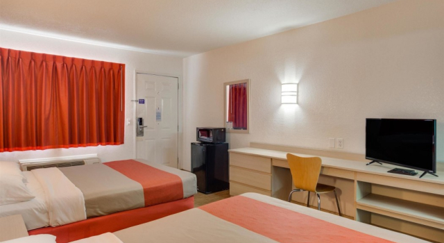 Motel 6 Fayetteville, Забронировать Мотель Мотели Фейетвилл, Мотель