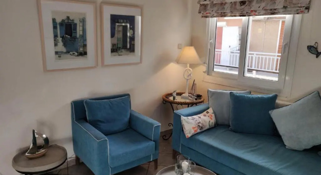 Entire Appartment 50m from sea - Spiros, Book Hotel  