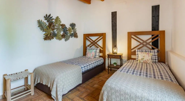 Charming House in a Vineyard Near the Beach, Varaa Hotelli Porches Albufeira