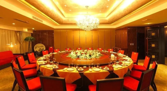 Chengde Yiyuan Hotel, Book Hotel Chengde Hebei
