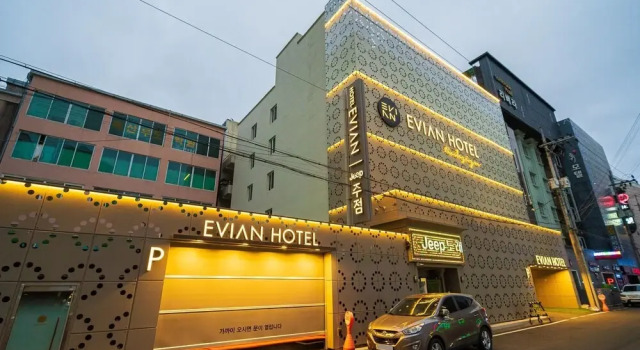 Gyeongsan Evian Hotel (EVIAN HOTEL), Забронировать Отель Отели провинции Кёнсан-Пукто с парковкой, Парковка