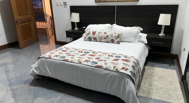 Полулюкс с балконом Porto Bello Hotel Boutique