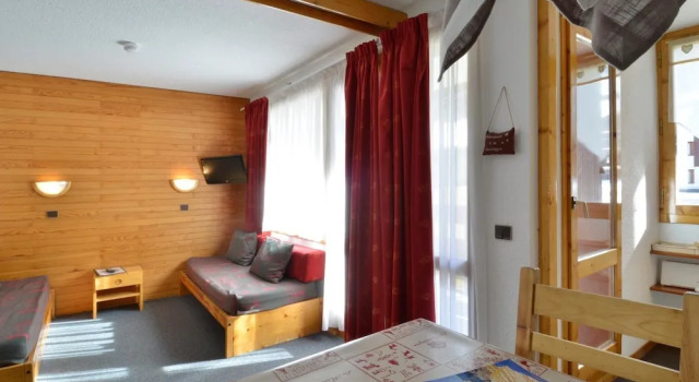 Belle Plagne Studio on the Resort Center for 4 People of 28 mÂ² Be339, Забронировать Курортный отель Бель-Плань Ла-Плань-Тарантез
