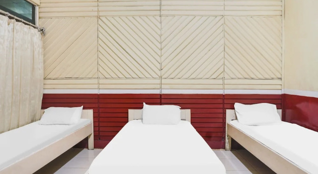 Номер Economy Hotel O Anggrek Daqu Syariah Kapuas
