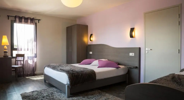 Hôtel des Arts, Rezervovat Hotel Negrepelisse Tarn-et-Garonne
