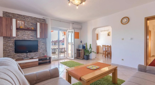 Beautiful Apartment in Vodnjan With 4 Bedrooms and Wifi