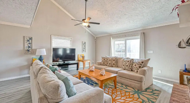 Anchor N Play in Sea Isle On Canal 5 Bdrms Huge Deck Beach Access