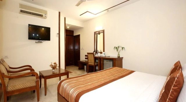 OYO 808 Hotel Alora