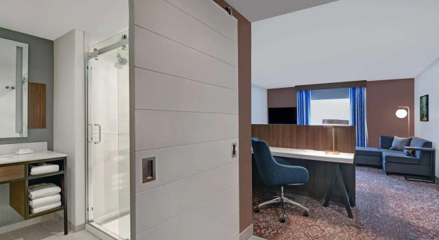 Двухместный номер Deluxe Hilton Garden Inn Madison Huntsville Airport