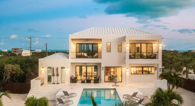 Вилла Gated Long Bay Villa Near Grace Bay with Pool