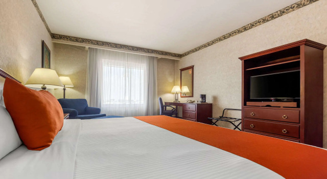 Двухместный номер Standard Quality Inn Monterrey La Fe