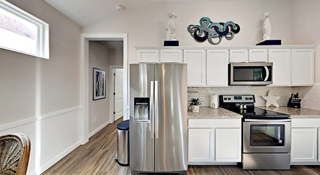 The Savvy Pelican 4 Bedrooms 3 Bathrooms Condo
