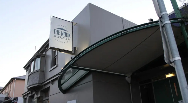 The Nook Backpackers, Забронировать Отель Отели Хобарт с парковкой, рядом с Playhouse Theatre, Парковка
