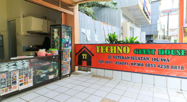 Techno Guesthouse, Prenota Affittacamere Makassar 