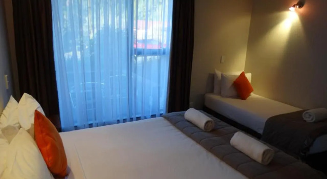 Апартаменты Alpine Glacier Motel