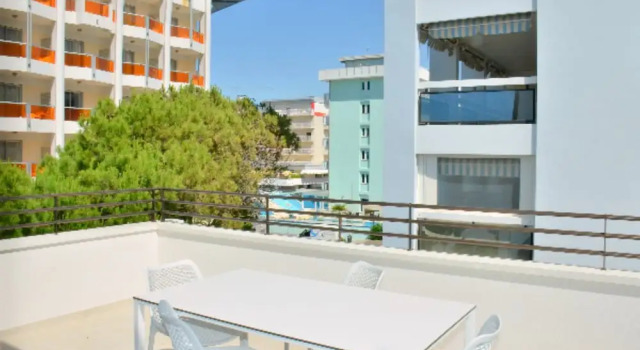 Beautiful Apartment Lighted by the sun - Beahost Rentals, Prenota Appartamento Hotel a Veneto con parcheggio, Parcheggio