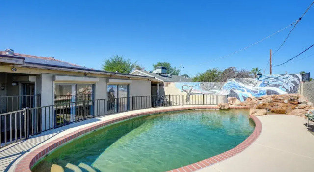 Коттедж Private Pool & Patio! Home 8 Mi to Dtwn Phoenix