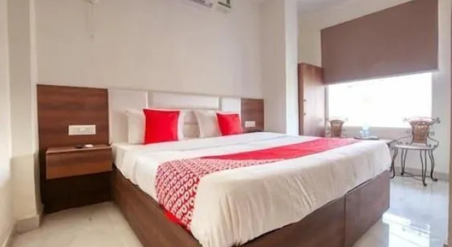Hotel Midway, Varaa Hotelli Zirakpur Haryana