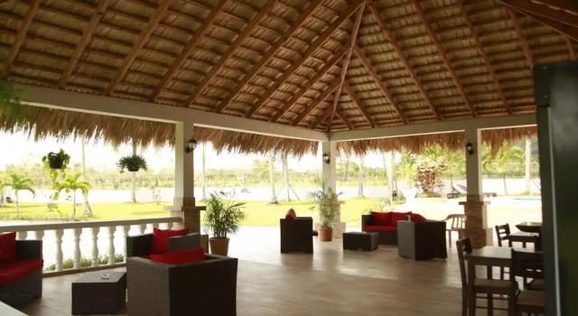 Hacienda & Villa Don Pancho, Boek Villa Hotels in La Altagracia met ontbijt, Ontbijt