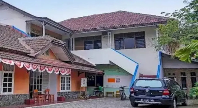 Hotel O Jahip Syariah, Book Hotel Bekasi West Java