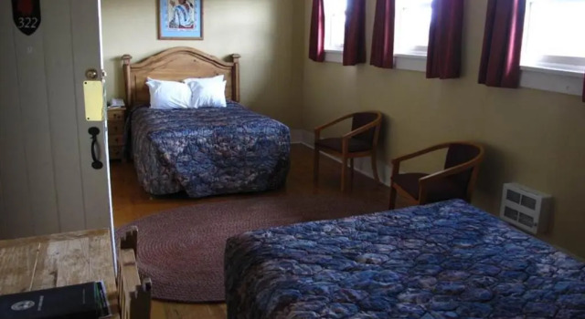 Четырёхместный номер Superior Glacier Park Lodge