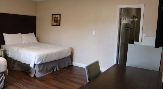 Двухместный номер Comfort Elsinore Hot Springs & Lodge