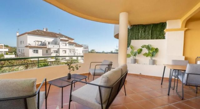 Señorío de aloha 2 bedroom within walking distance to Puerto Banus