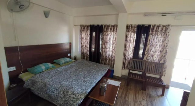 Hotel Saraswati, Rezervovat Hotel Mussoorie Uttarakhand