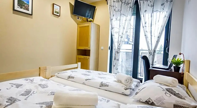 Standard Zimmer mit Balkon Hostel Moving
