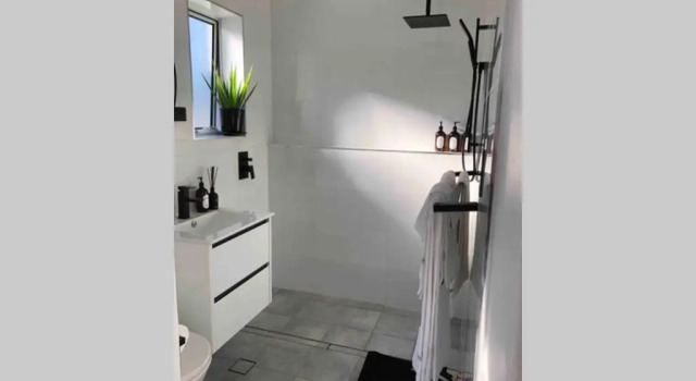 Апартаменты Beautifully renovated quiet unit in Cronulla